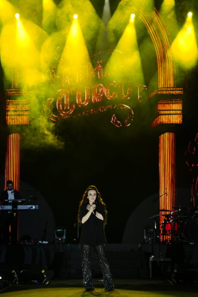 FATMA TURGUT MANİSA KÜLTÜR YOLU FESTİVALİ SAHNESİNDEYDİ