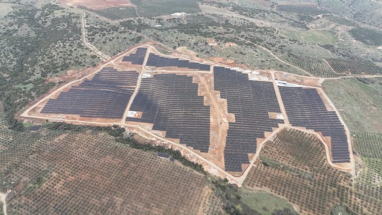 Şişecam’ın Enerji Dönüşümünde Önemli Bir Adım İş Enerji İş Birliği ile Tamamlandı