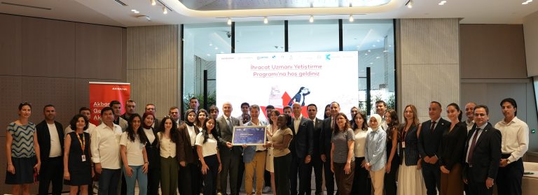 Akbank Gençlik Akademisi’nin Mesleki Gelişim Ve İstihdam Odaklı ‘Export Talent Programı’ İlk Mezunlarını Verdi