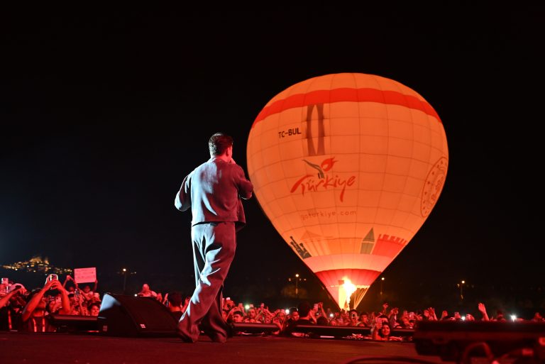 Poizi, Nevşehir Kültür Yolu Festivali’Nde Hayranlariyla Buluştu