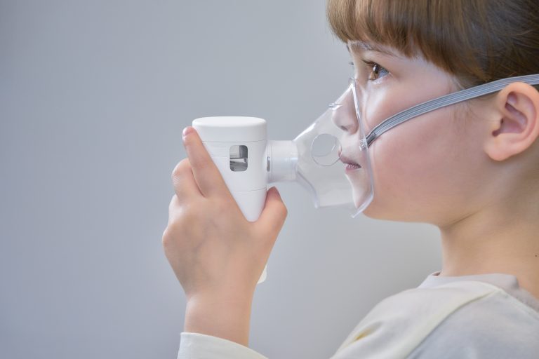 Omron, Taşınabilir Mesh Nebulizatörü Microair Go-U300’Ü Kullanıcılarla Buluşturdu