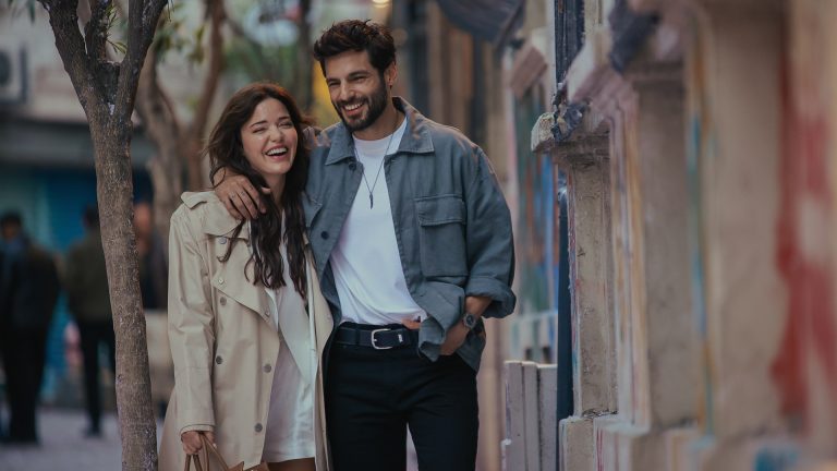Hilal Altinbilek Ve Serkan Çayoğlu 28 Ağustos’ta Disney+’Ta Yayinlanacak ‘Öngörü’ Filmi İçin Biraraya Geldi