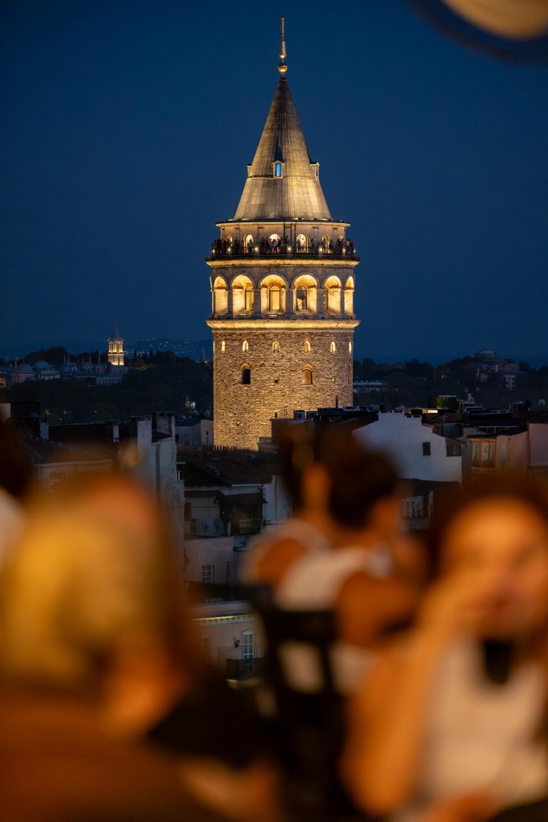 Buselik’te Yeni Bir Buluşma: “Gün Batiminda Buselik”