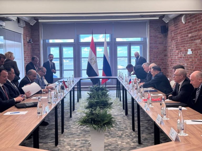 Rosatom Genel Müdürü Aleksey Likhachev İle Misir Elektrik Ve Yenilenebilir Enerji Bakani Mahmud Esmat, El-Dabaa Ngs’nin İnşasindaki Son Durumu Görüştü