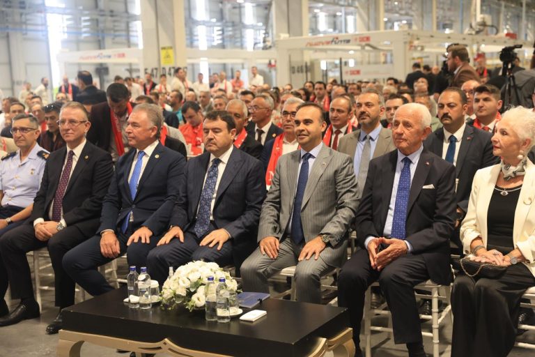 Ng Kütahya Seramik, 30 Ağustos Seramik Fabrikasi’nin Açilişi Sanayi Ve Teknoloji Bakani Mehmet Fatih Kacir’in Katilimiyla Gerçekleşti!