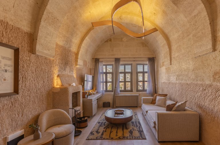 Dört mevsim keşfin yeni adresi Kapadokya’da sonbahar sezonu başlıyor