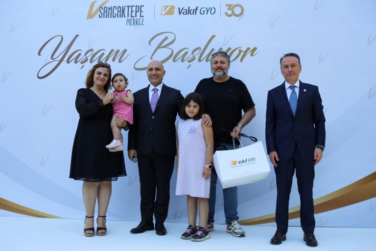 VAKIF GYO’NUN ÇEVRE DOSTU VSANCAKTEPE MERKEZ PROJESİ TAMAMLANDI