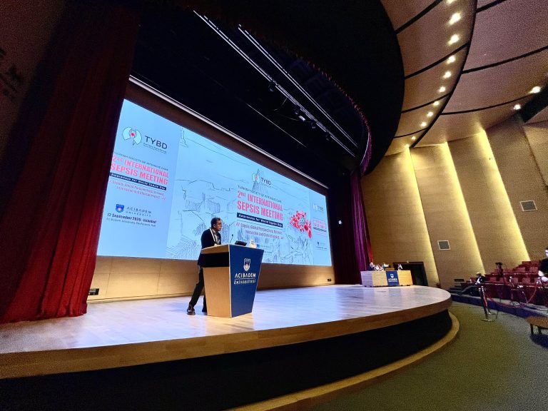 Dünyanın Önde Gelen Sepsis Uzmanları Acıbadem Üniversitesi’nde Buluştu