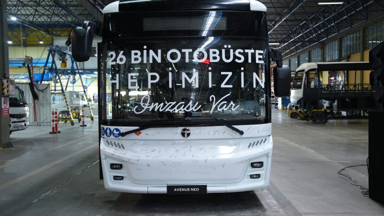 Türkiye’den Dünya Yollarına: TEMSA’nın 26 Bininci Otobüsü Avenue Neo Banttan İndi