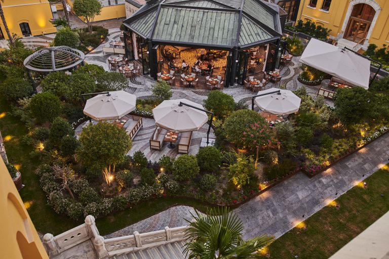 LÜBNAN’DAN İSTANBUL’A: ŞEF JOE BARZA, FOUR SEASONS HOTEL SULTANAHMET’TE
