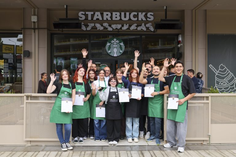 Starbucks, Üçüncü İşaret Dili Konseptli Mağazasını 23 Eylül Uluslararası İşaret Dili Günü’nde Açtı