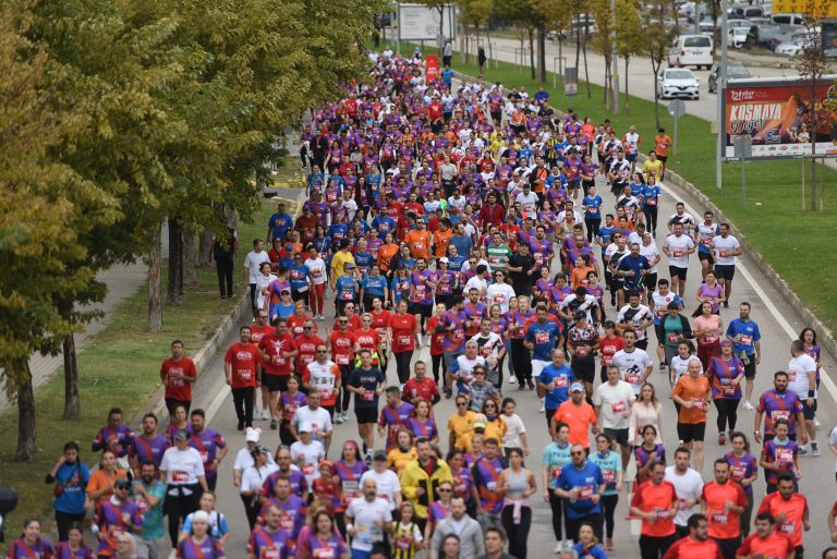 13. Eker I Run, beş bine yakın koşucunun katılımıyla başlıyor