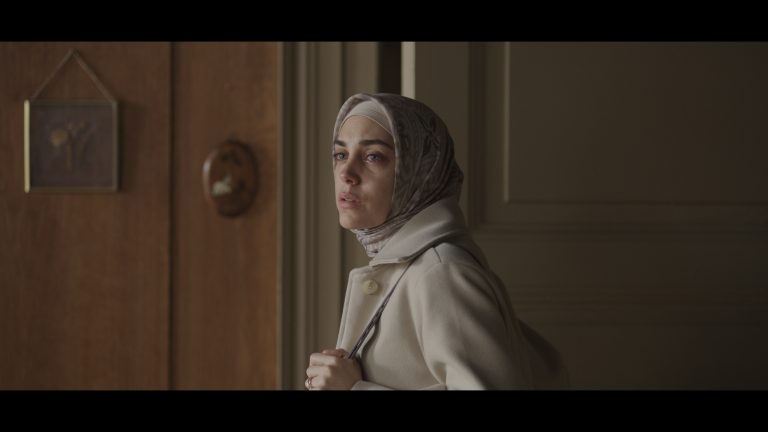 NETFLIX, BERKUN OYA İMZALI BİR BAŞKADIR’IN İKİNCİ SEZON YAYIN TARİHİNİ PAYLAŞTI